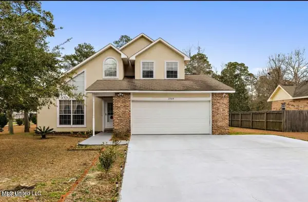 2204 Beachview Drive, Ocean Springs, MS 39564