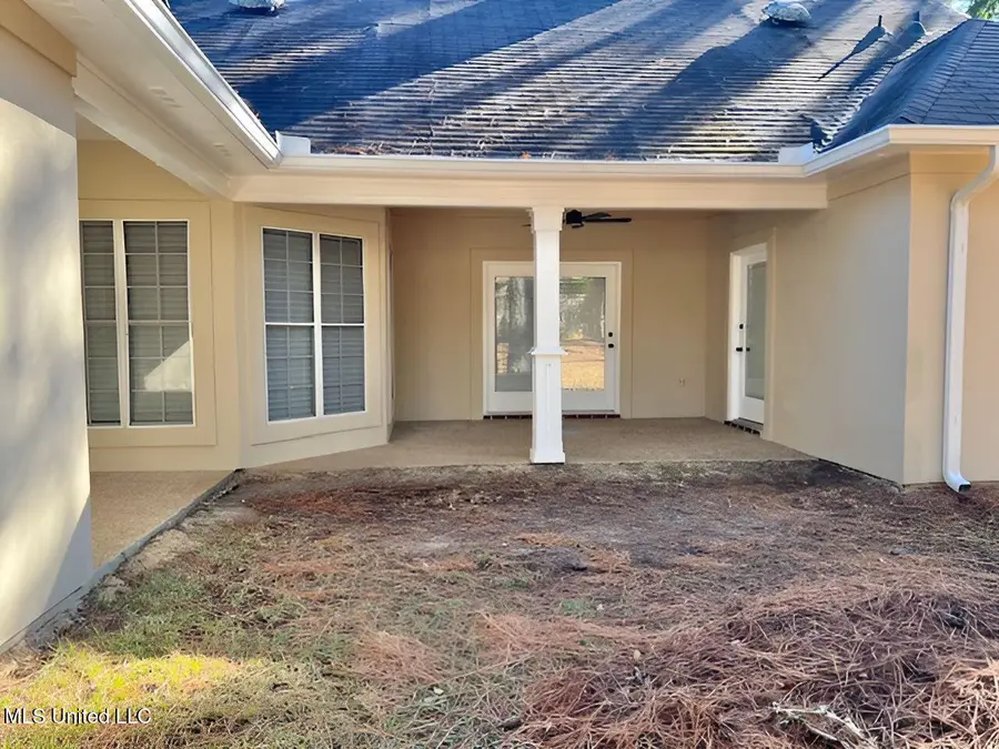 421 Autumn Creek Drive, Ridgeland, MS 39157 - Image #3