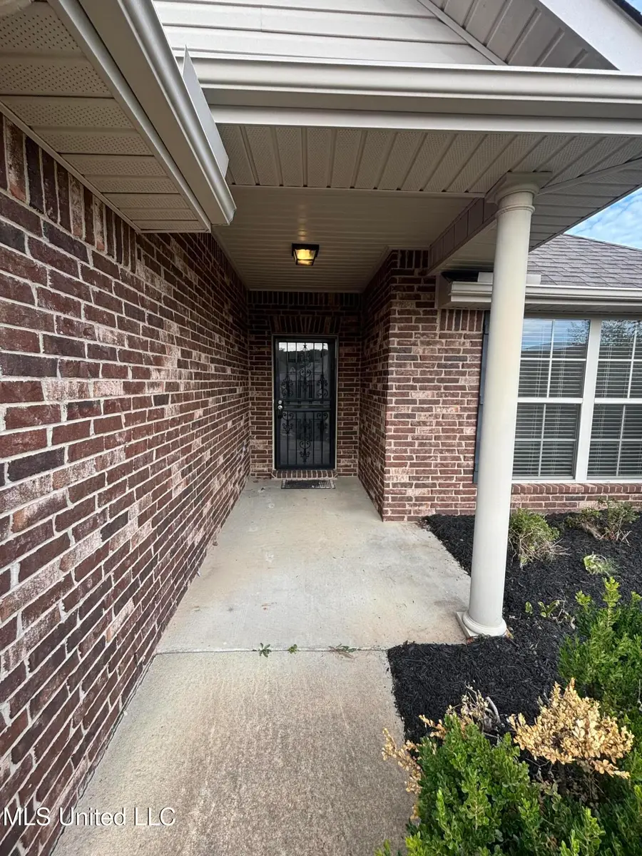3250 W Hartland Drive, Southaven, MS 38672 - Image #3