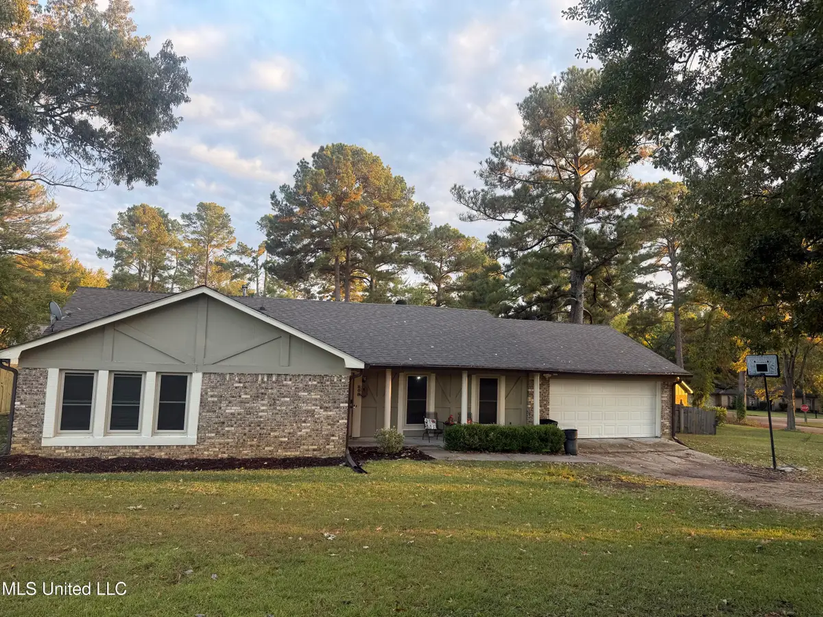 808 Pine Knoll Court, Ridgeland, MS 39157 - Image #1