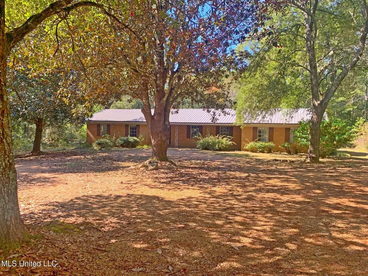720 S Main Street, Mendenhall, MS 39114 - #1