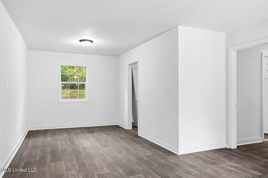 215 Windsor Drive, Jackson, MS 39209 - Image #3