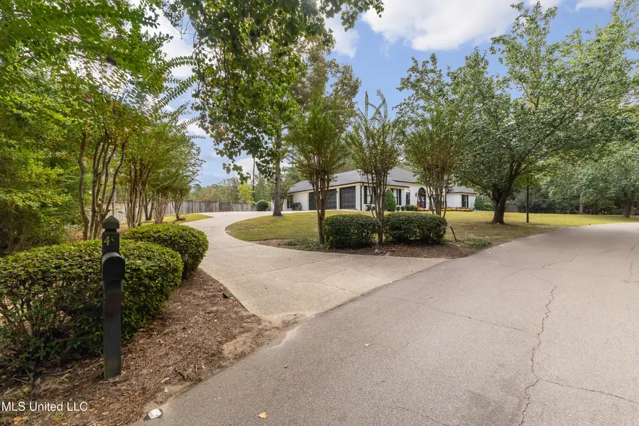 49 Canebrake Boulevard, Hattiesburg, MS 39402 - Image #2