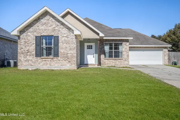 10298 English Manor Drive, Gulfport, MS 39503