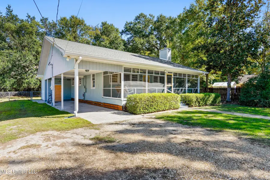 530 Meadow Lane, Waveland, MS 39576 - Image #2