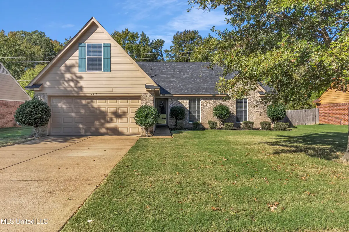 6935 Tealwood Drive, Horn Lake, MS 38637 - Image #1