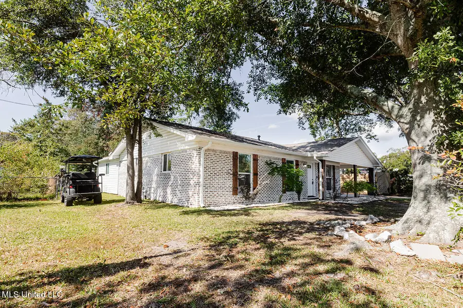 446 Hanley Road, Ocean Springs, MS 39564 - Image #3