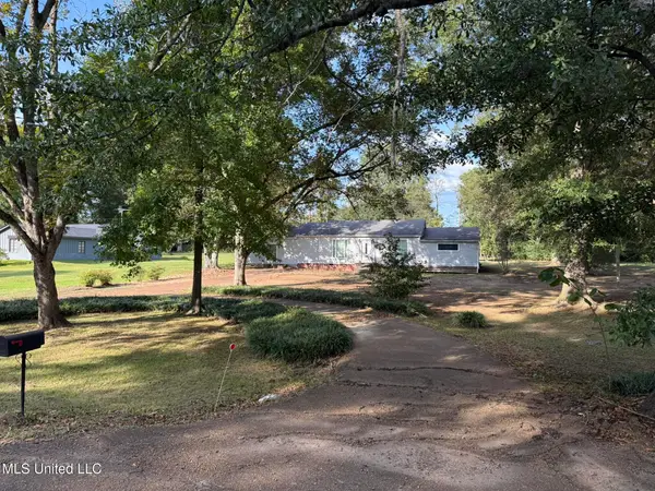 1751 Old Highway 16, Benton, MS 39039