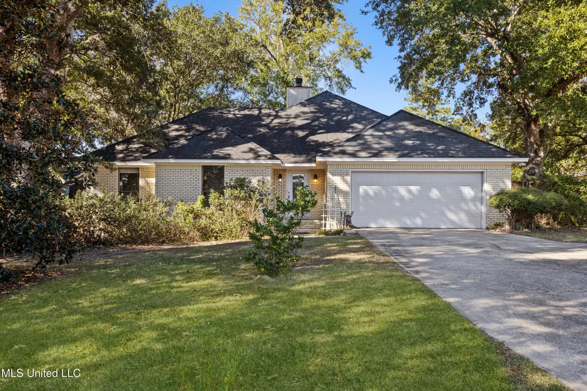 884 Kailua Place, Diamondhead, MS 39525 - #1