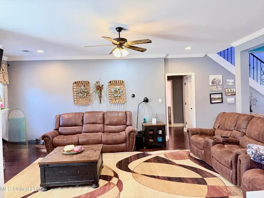 5540 E Pinetree Loop, Southaven, MS 38672 - Image #2