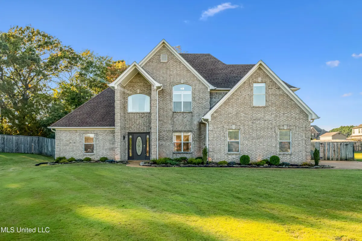 5847 Strawberry Pointe Cove, Southaven, MS 38672 - Image #1