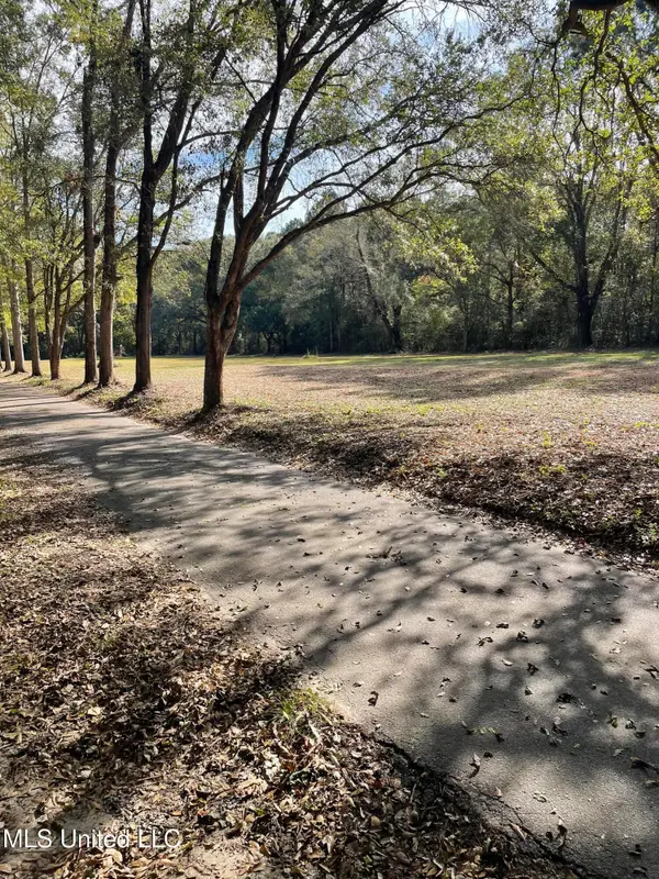 R. B. Dickerson Road, Moss Point, MS 39562