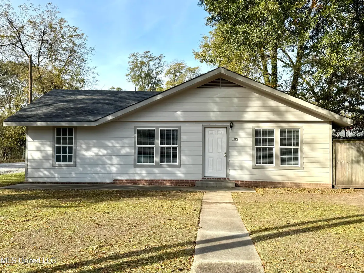 102 S Second Avenue, Cleveland, MS 38732 - #1
