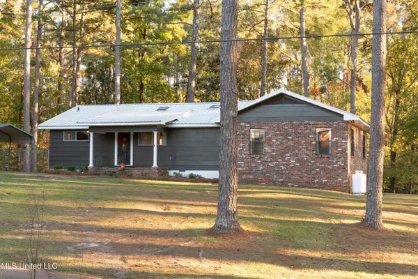 105 Country Club Road, Florence, MS 39073