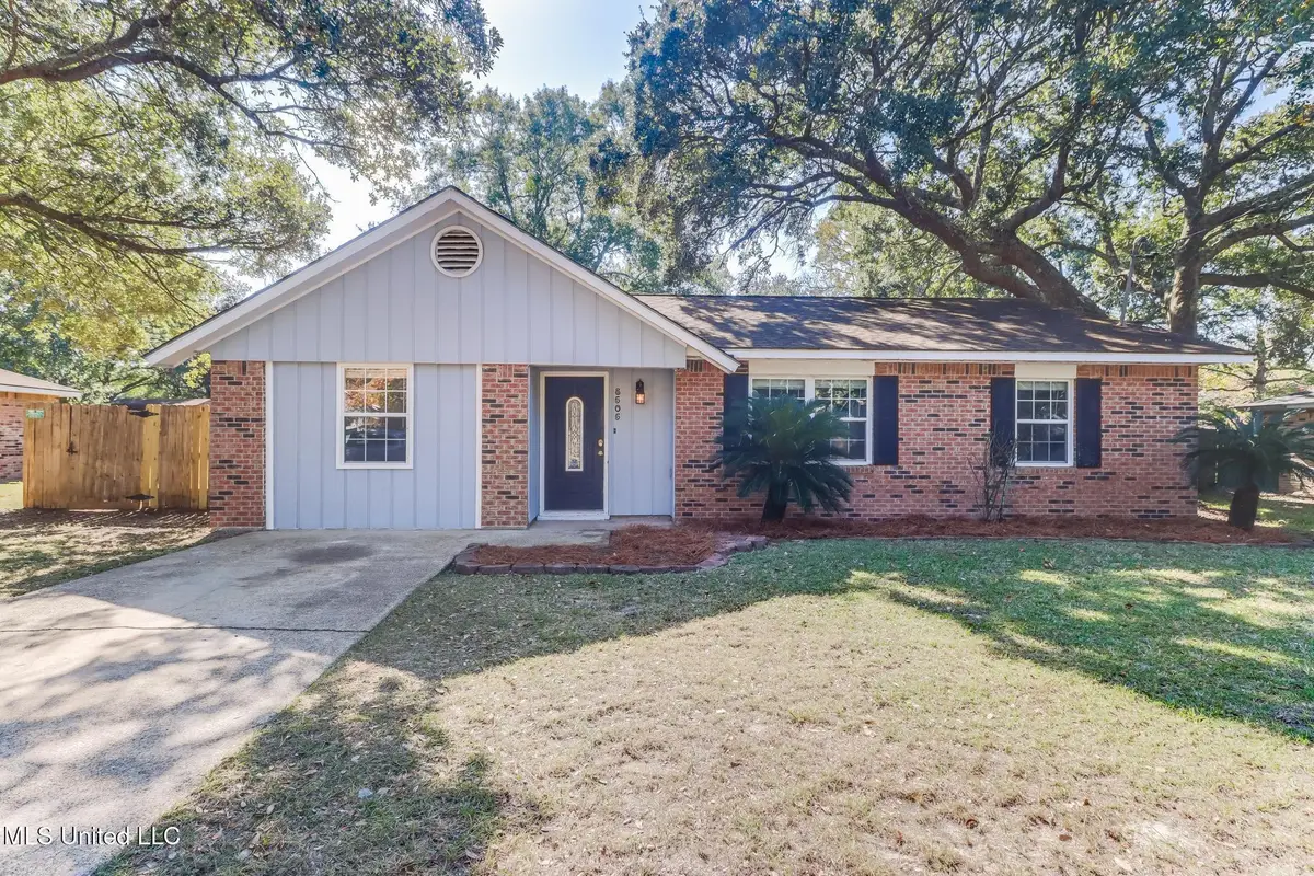 8505 Neptune Avenue, Ocean Springs, MS 39564 - Image #1