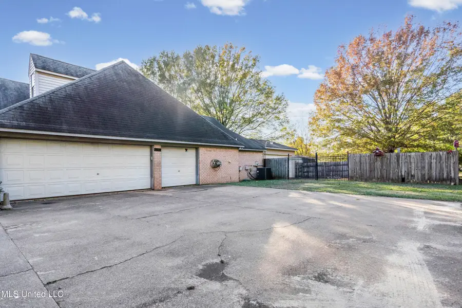 5085 Windy Ridge Drive, Southaven, MS 38671 - Image #3