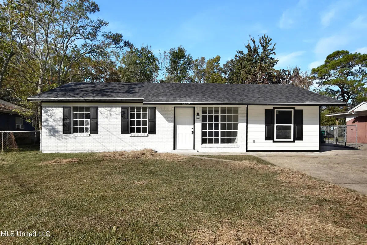 5659 S Rose Drive, Moss Point, MS 39563 - Image #1