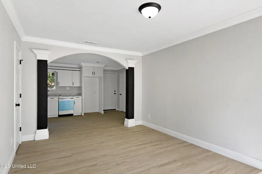 5659 S Rose Drive, Moss Point, MS 39563 - Image #3