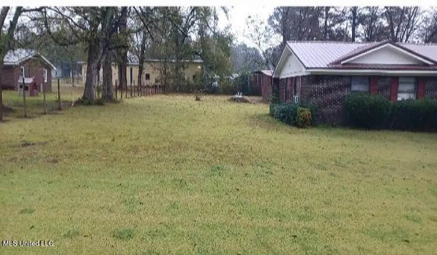 72 T J Verdell Street, Macon, MS 39341 - Image #2