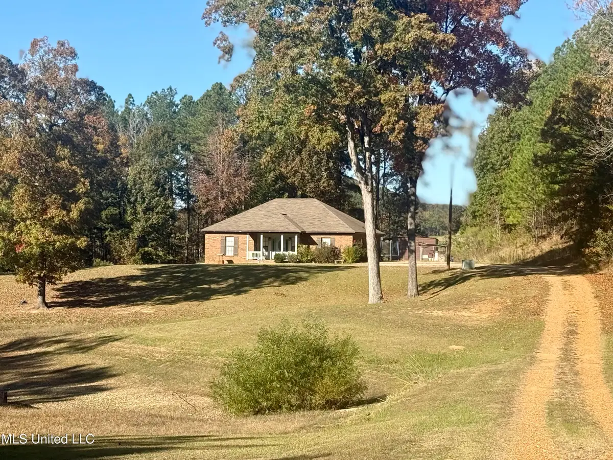 300 Deer Hollow Road, Grenada, MS 38901 - Image #1