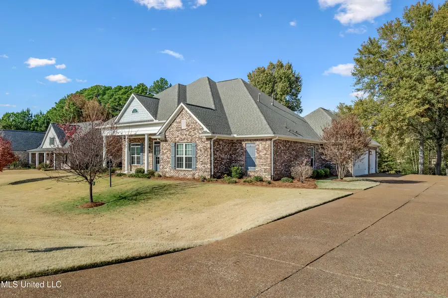 4602 Pleasant Breeze, Olive Branch, MS 38654 - Image #2