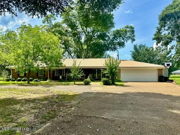 1360 Airport Road, Magee, MS 39111