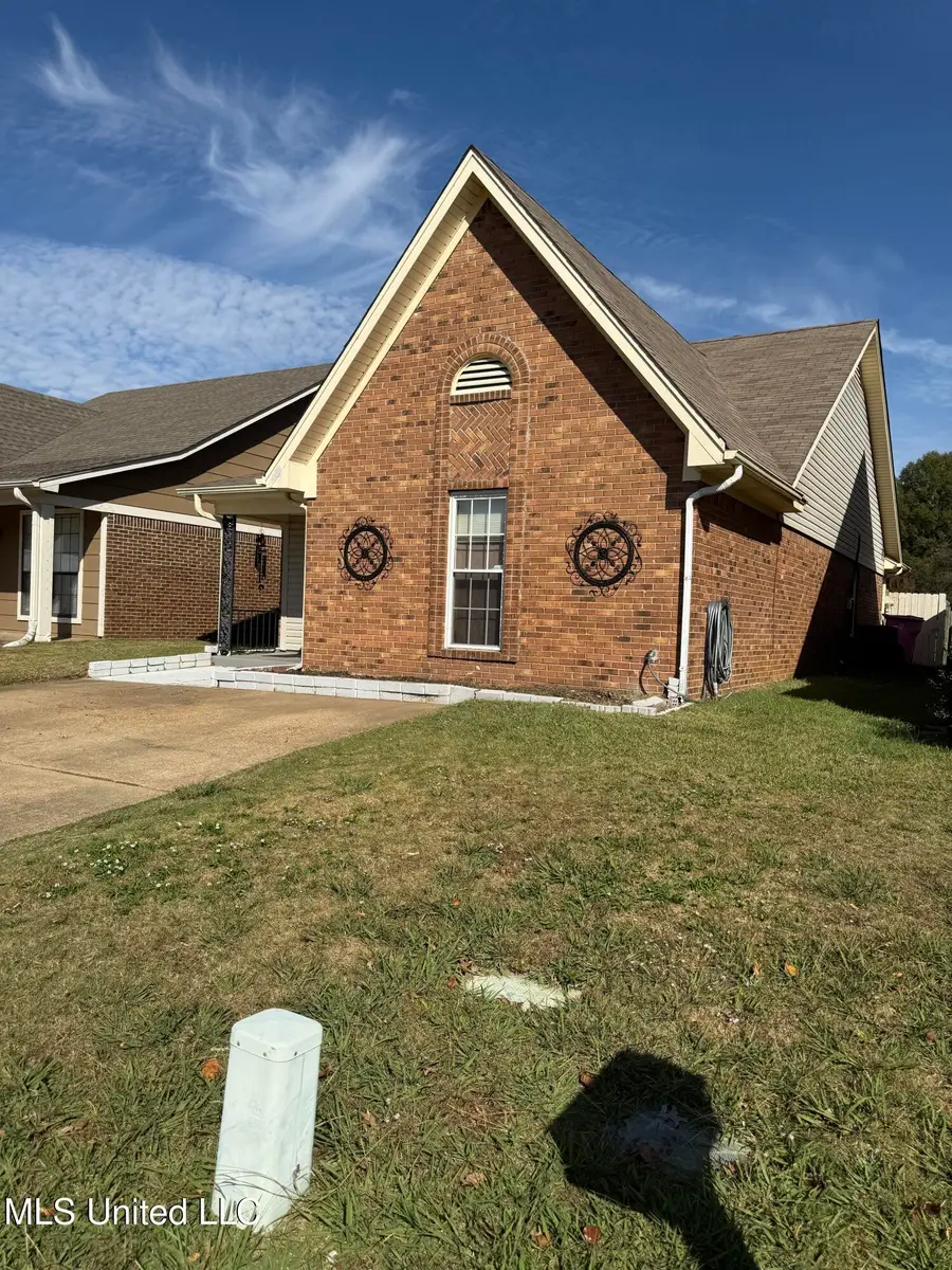 418 Carol Ann Cove, Southaven, MS 38671 - Image #2
