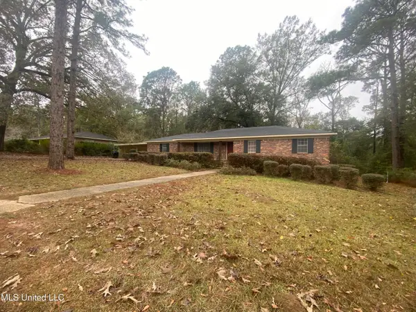 121 Ridgecrest Street, Lucedale, MS 39452