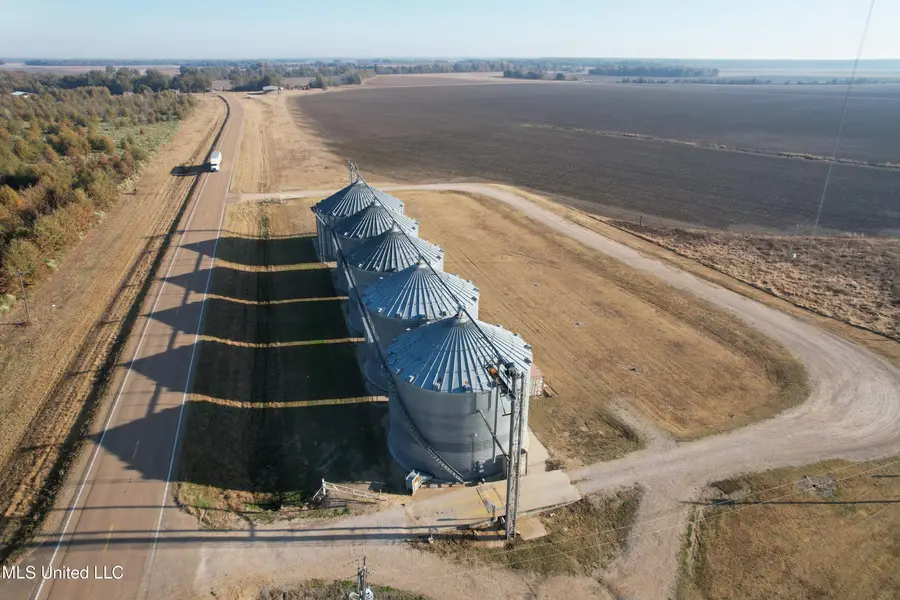 10600 Hwy 3, Lambert, MS 38643 - Image #3