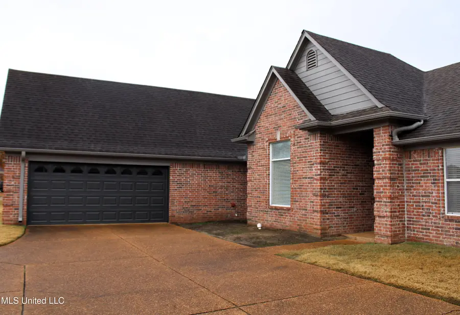 6347 Braybourne Place, Olive Branch, MS 38654 - Image #2