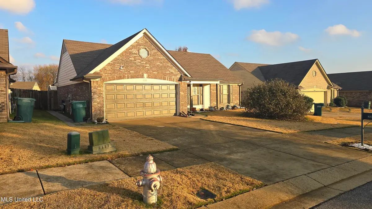 8274 Willow Drive, Southaven, MS 38671 - Image #1
