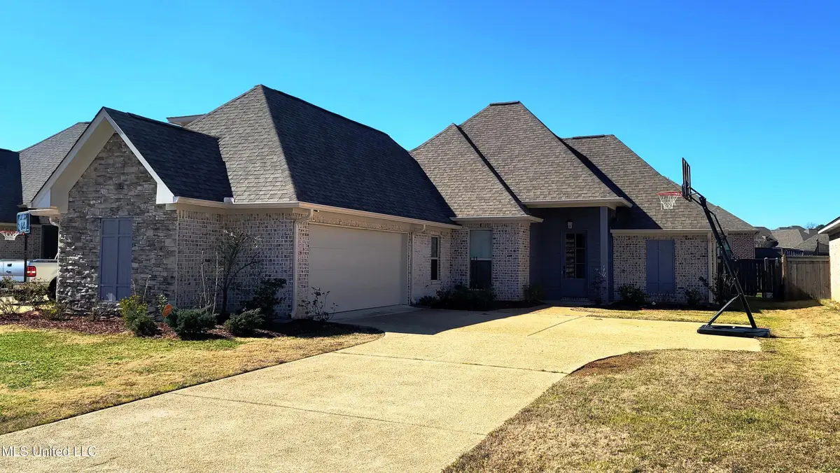 125 Emerald Drive, Brandon, MS 39047 - Image #1
