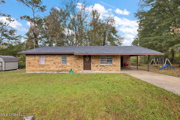1006 Charles Howard Drive, Hazlehurst, MS 39083