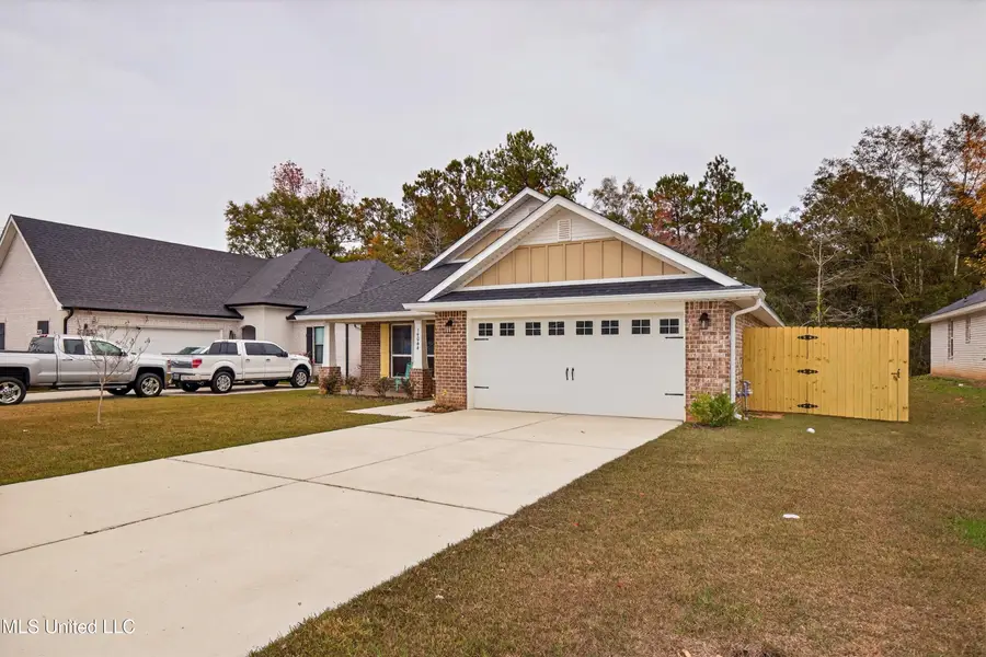 14044 Old Mossy Trail, Gulfport, MS 39503 - Image #2