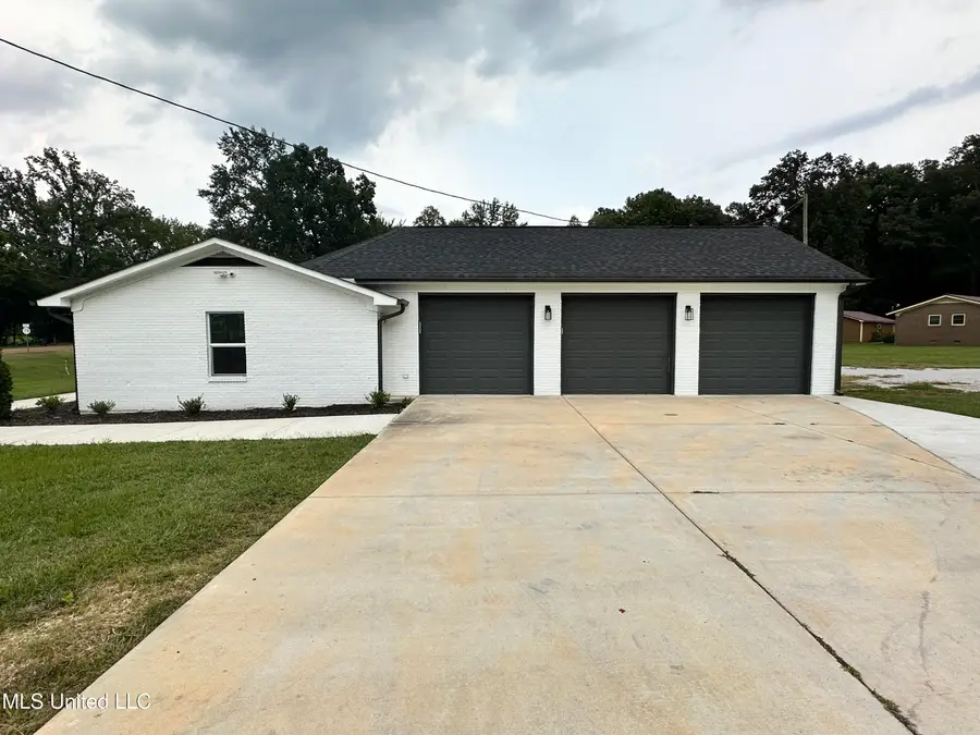 15 Sunset Acres Road Road, Holly Springs, MS 38635 - Image #3