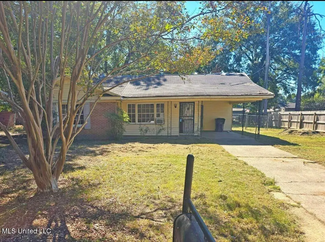 1219 Waxhaw Drive, Greenville, MS 38703 - Image #1
