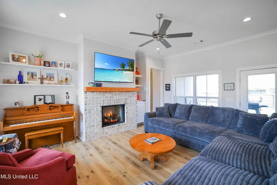 557 E Park Street, Canton, MS 39046 - Image #3