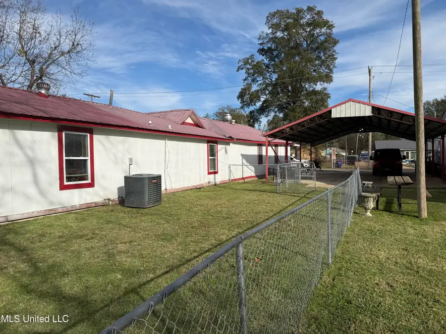 302 Mimosa Drive, Indianola, MS 38751 - Image #2