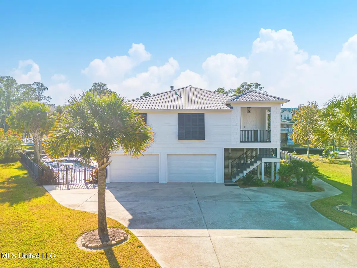 225 Hackberry Drive, Pass Christian, MS 39571 - #1