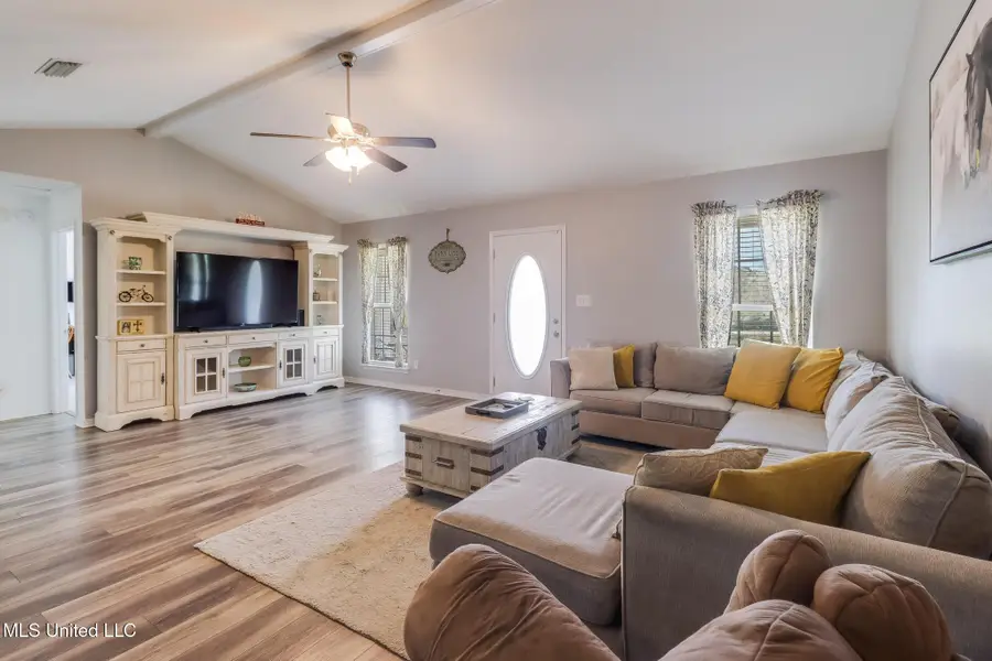 21510 Yankee Town Road, Saucier, MS 39574 - Image #3