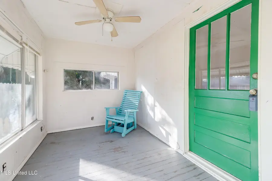 1054 Columbus Street, Biloxi, MS 39530 - Image #3