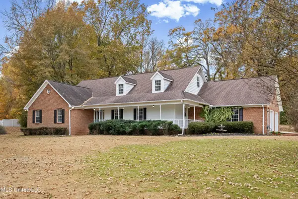 106 Oakwood Drive, Senatobia, MS 38668