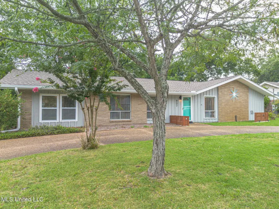 807 Mills Avenue, Gulfport, MS 39501 - Image #2