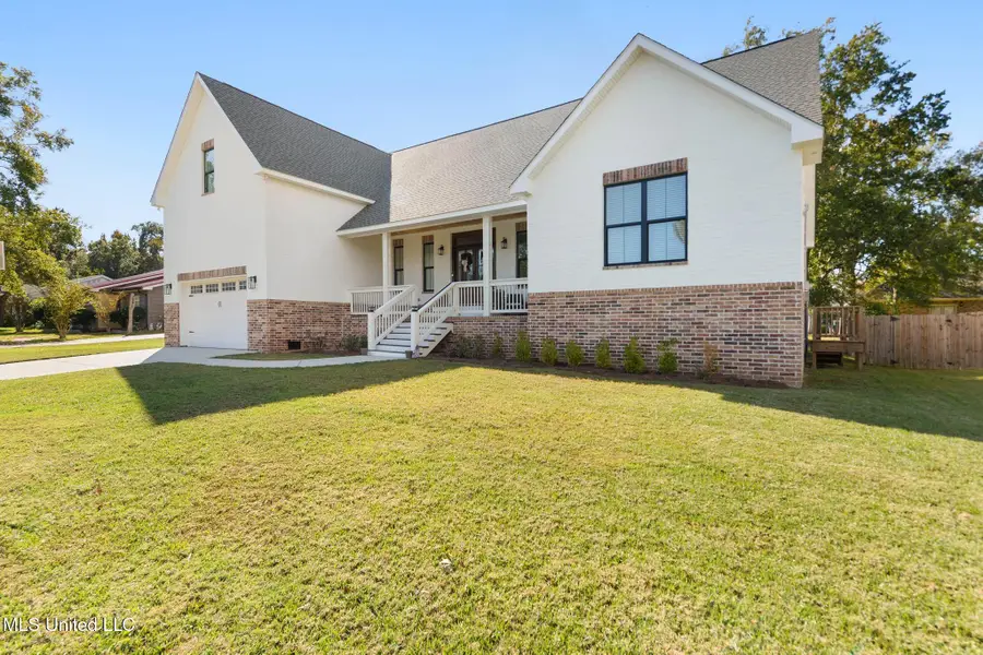 471 Cove Drive, Biloxi, MS 39531 - Image #2