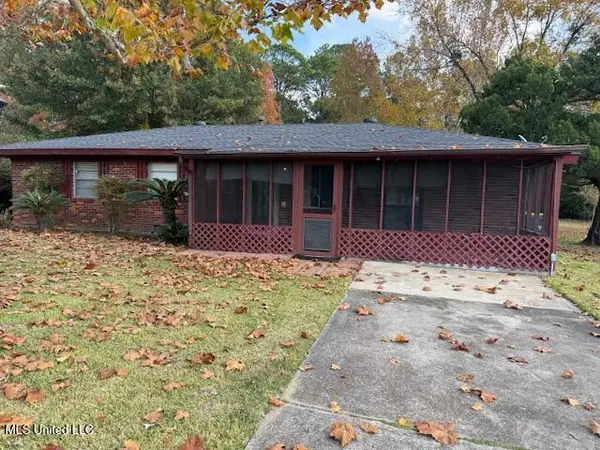 10604 Oak Street, Vancleave, MS 39565