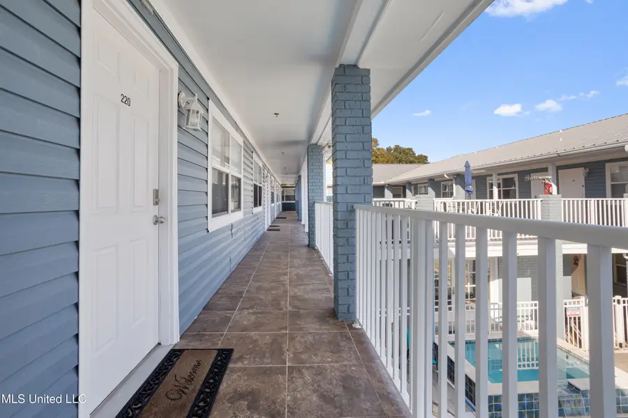 1282 Beach Boulevard, Biloxi, MS 39530 - Image #2