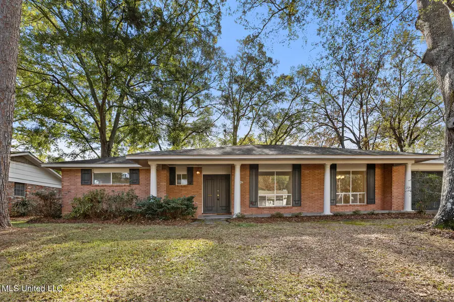 5347 Reddoch Drive, Jackson, MS 39211 - Image #2