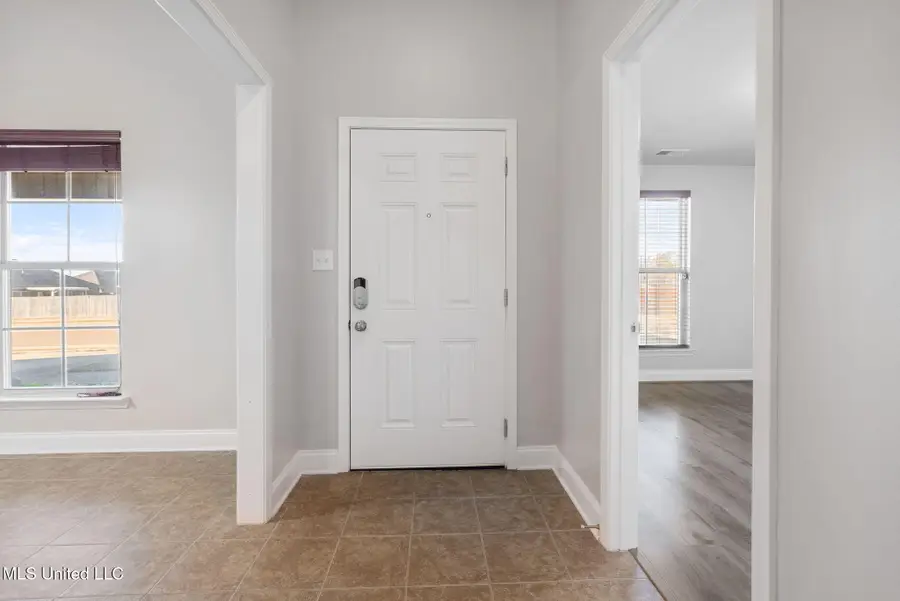 2163 Woodridge Drive, Southaven, MS 38672 - Image #2