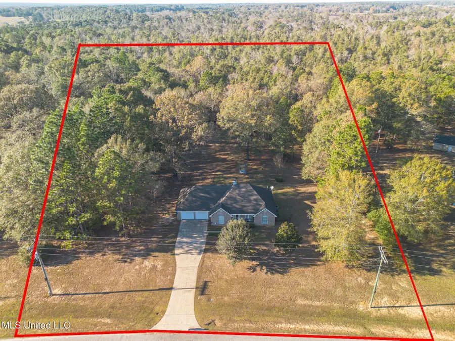 1742 Woodland Drive, Wiggins, MS 39577 - Image #2
