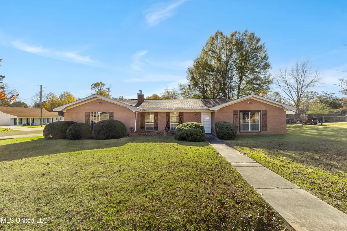 112 Marshall Place, Hattiesburg, MS 39402 - Image #1
